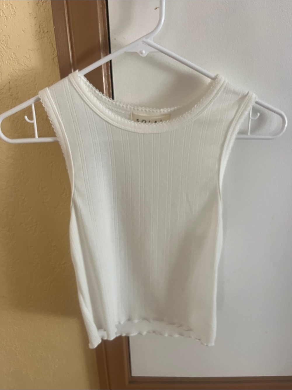 Sleeveless Ribbed Tank Top - White